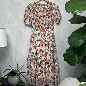 NWOT Kate and Lily Floral Chiffon Short Sleeve V Neck Maxi Dress, size 4